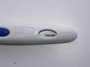 Record: tweeling geboren uit 30 jaar oude embryo’s embryo's