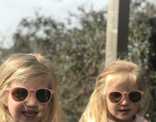 Hoe weet je of een tweeling eeneiig of twee-eiig is? eeneiig twee-eiig
