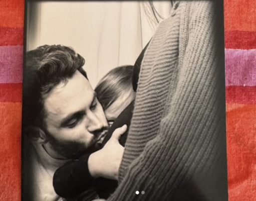 You-acteur Penn Badgley wordt vader van een tweeling Penn Badgley tweeling