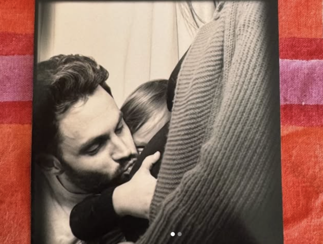 Penn Badgley tweeling